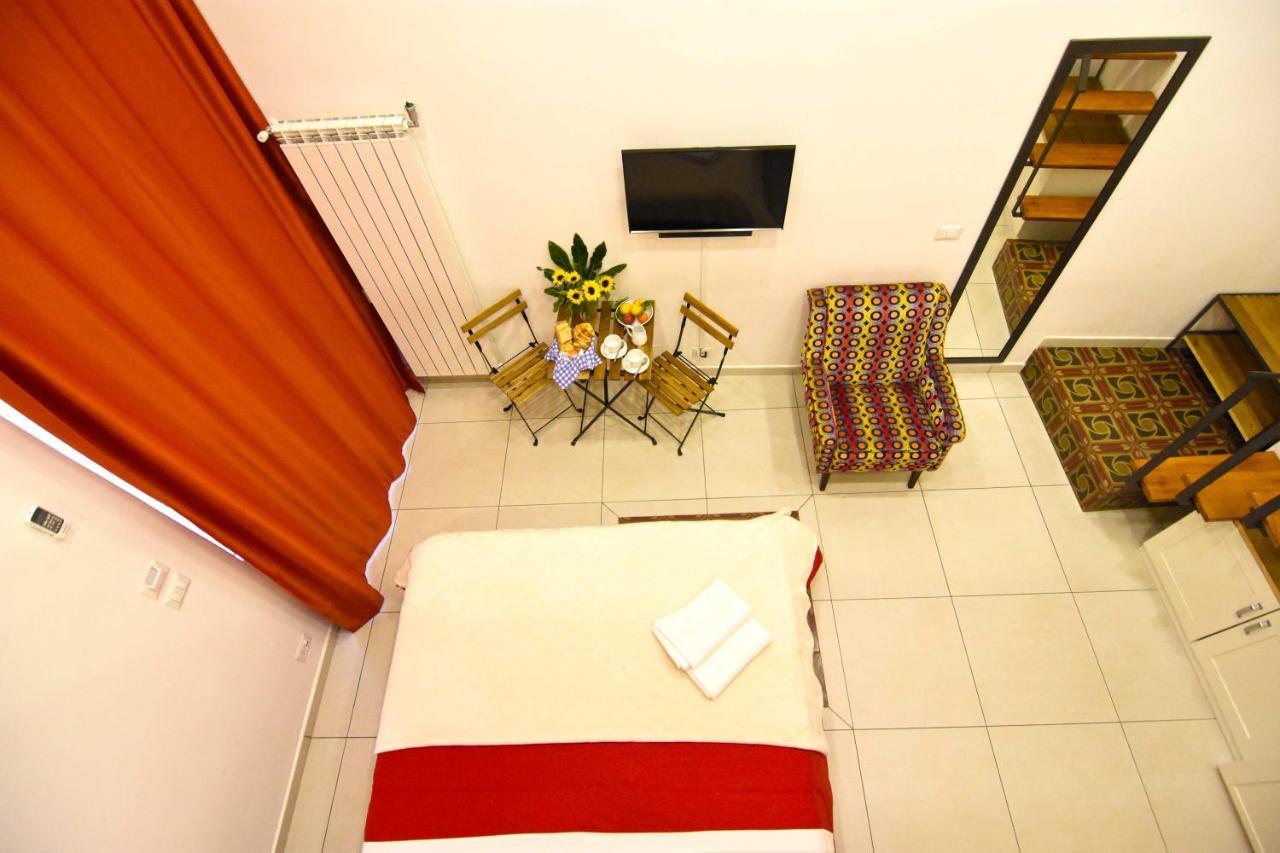 Ninarella Napoli Bed & Breakfast エクステリア 写真